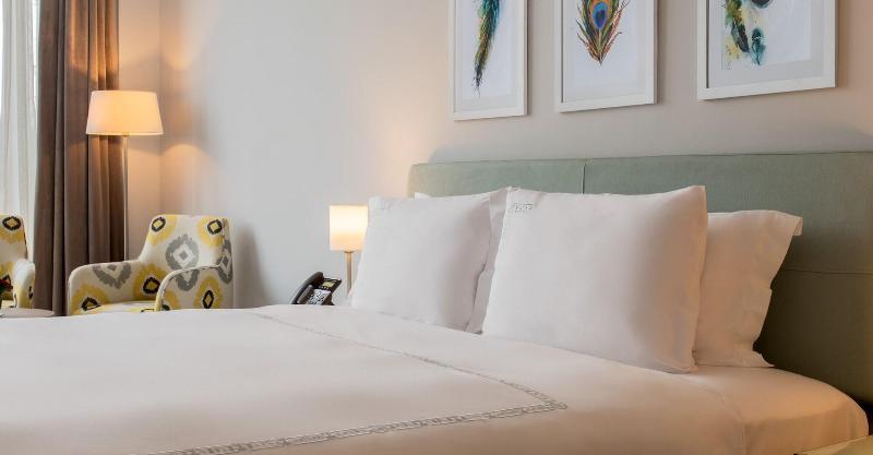 Crystal Inn Hotel - Alamein (Adults Only) エル・アラメイン エクステリア 写真 A bed with two pillows