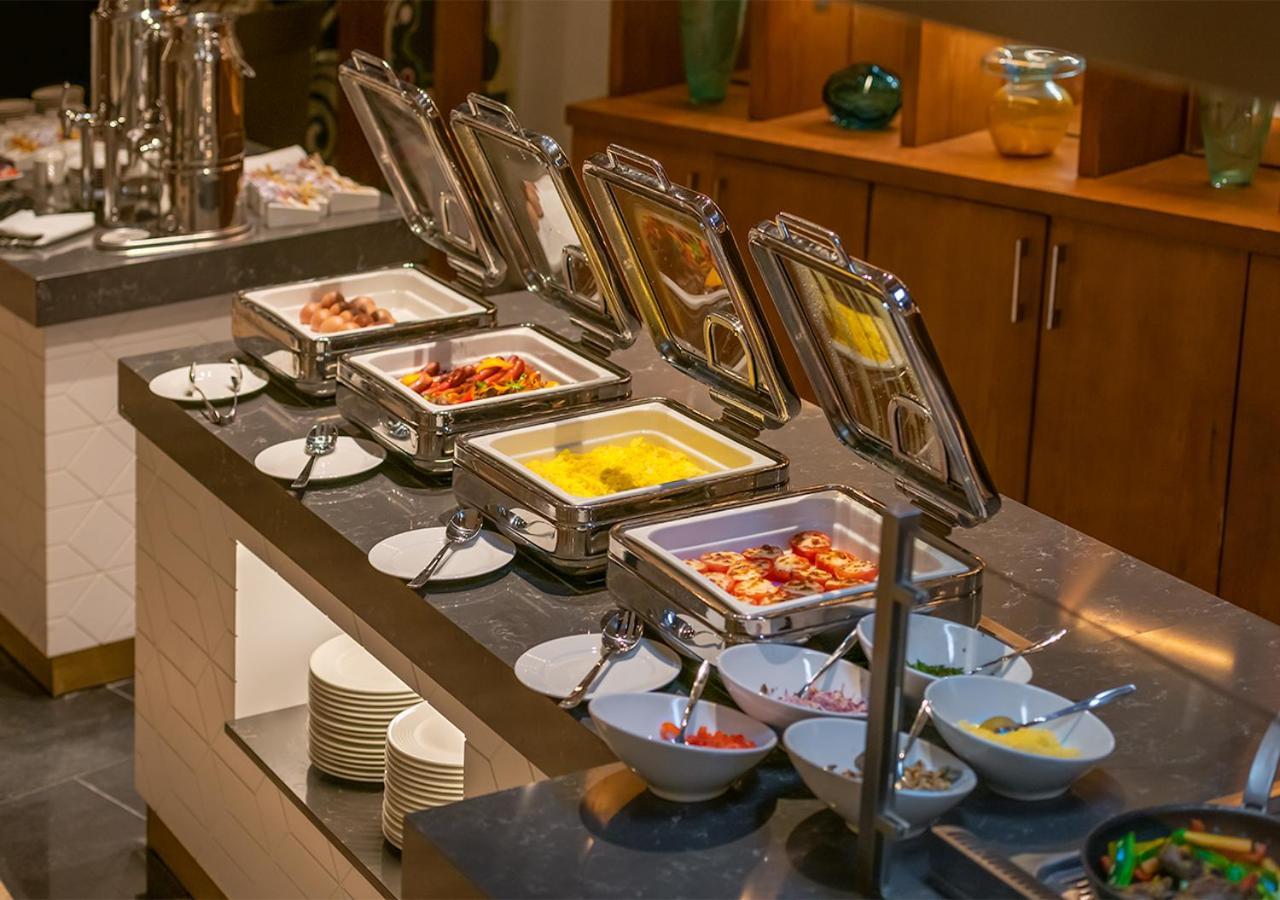 Crystal Inn Hotel - Alamein (Adults Only) エル・アラメイン エクステリア 写真 A chafing dish buffet